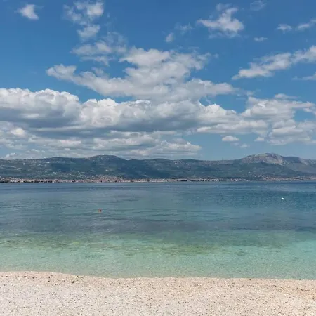 Apartment In Arbanija With Sea View, Terrace, Air Conditioning, Wifi 5139-2 Trogir