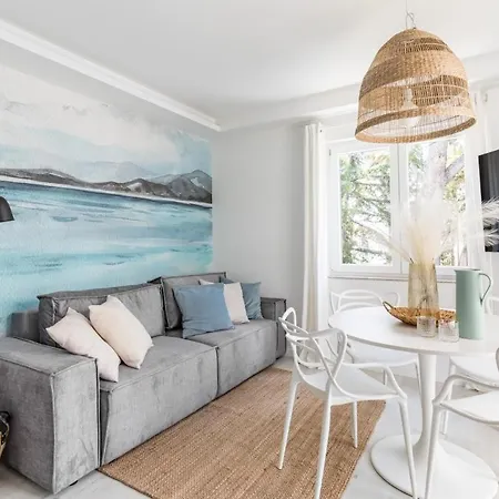 아파트 In Arbanija With Sea View, Terrace, Air Conditioning, Wifi 5139-2 트로기르