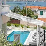 Appartamento In Arbanija With Sea View, Terrace, Air Conditioning, Wifi 5139-2 Traù