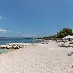 In Arbanija With Sea View, Terrace, Air Conditioning, Wifi 5139-2 Traù