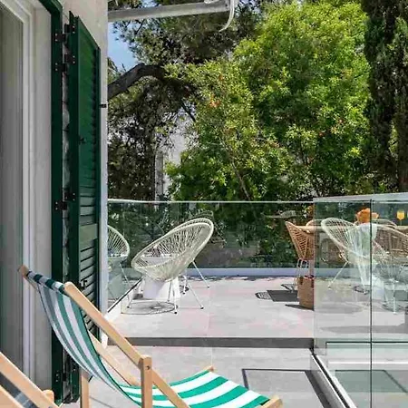 In Arbanija With Sea View, Terrace, Air Conditioning, Wifi 5139-2