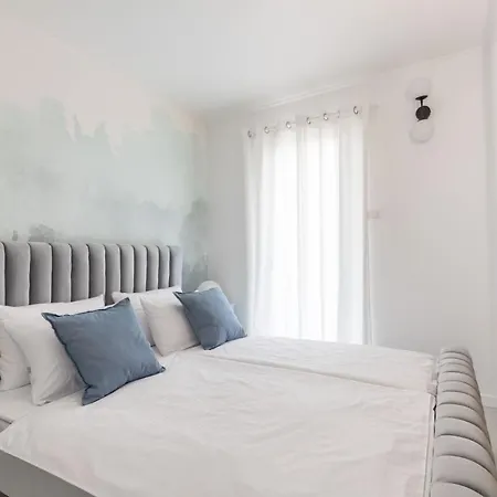 In Arbanija With Sea View, Terrace, Air Conditioning, Wifi 5139-2 * تروغير