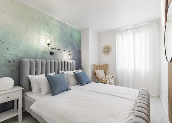 In Arbanija With Sea View, Terrace, Air Conditioning, Wifi 5139-2 特罗吉尔