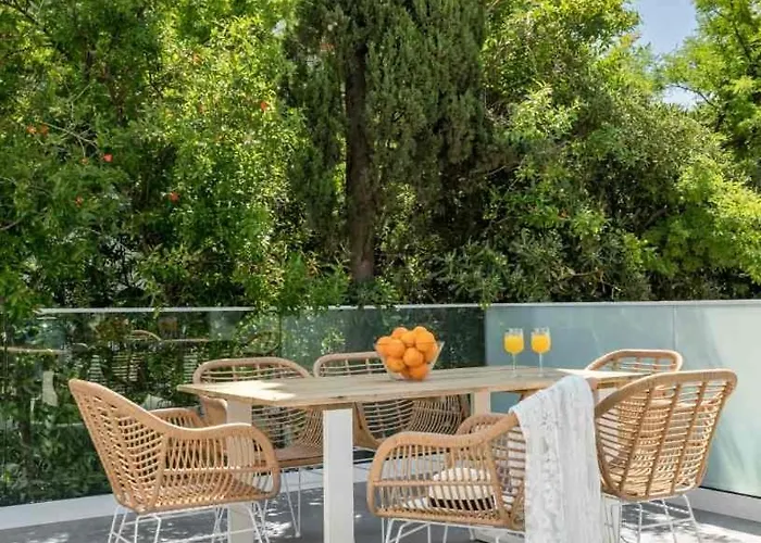 公寓 In Arbanija With Sea View, Terrace, Air Conditioning, Wifi 5139-2 *