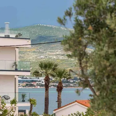 Appartement In Arbanija With Sea View, Terrace, Air Conditioning, Wifi 5139-2